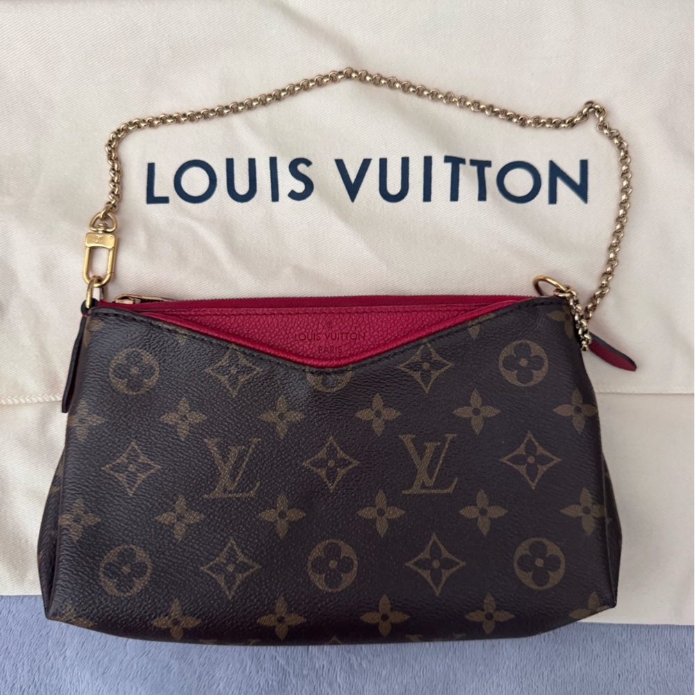 Louis Vuitton Pallas Clutch